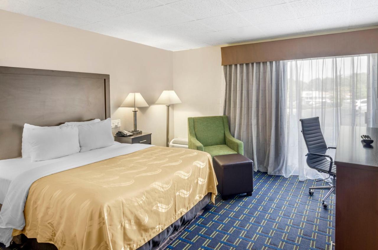 Econo Lodge Waynesboro - Skyline Drive Экстерьер фото